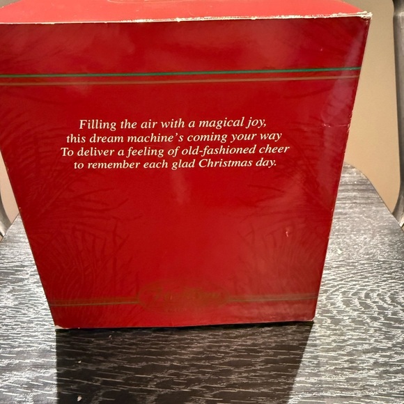 Carlton Cards Festive Hot Air Balloon Ornament - Picture 4 of 8